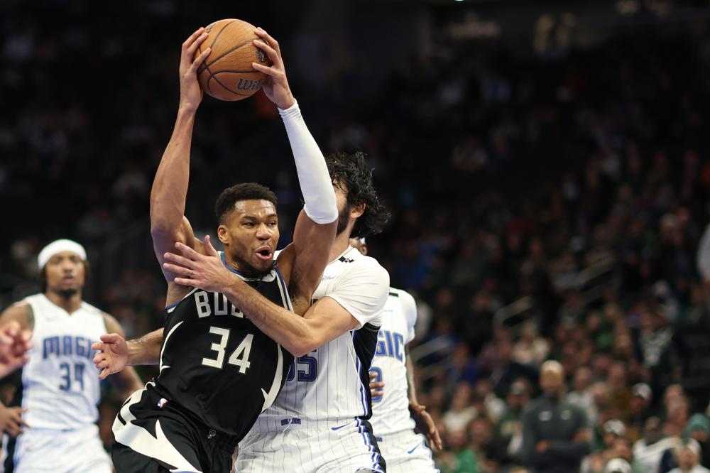 曼联止步不 曼联止步不