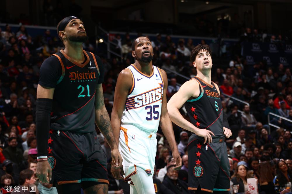 篮协下发“归化”球员入籍流程引热议！媒体人：多数CBA球队持观望态度