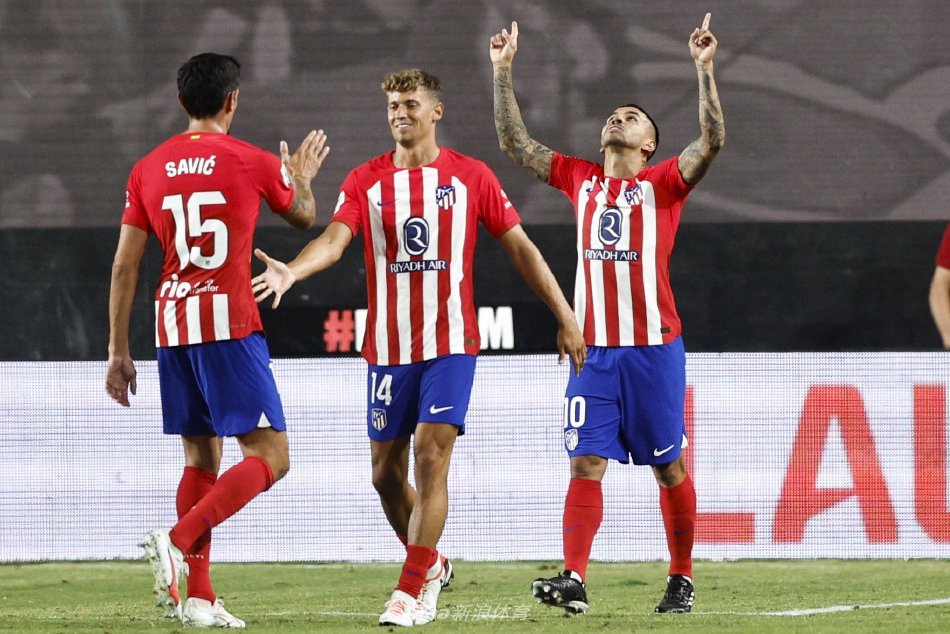 侮辱性标语 侮辱性标语